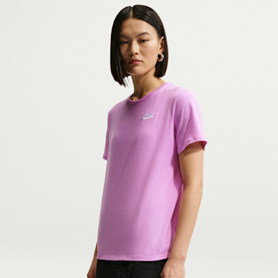 Nike Sportswear Club Essentials Women's T-Shirt. Nike.com
